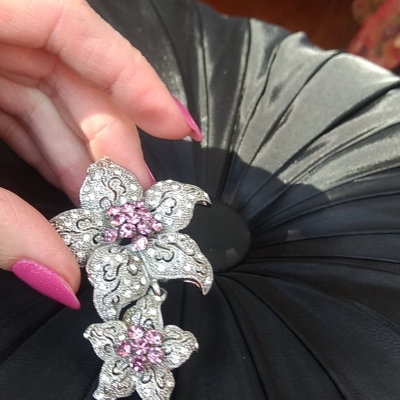 Grand dame's Vintage dangle broach - Picture 2 of 5